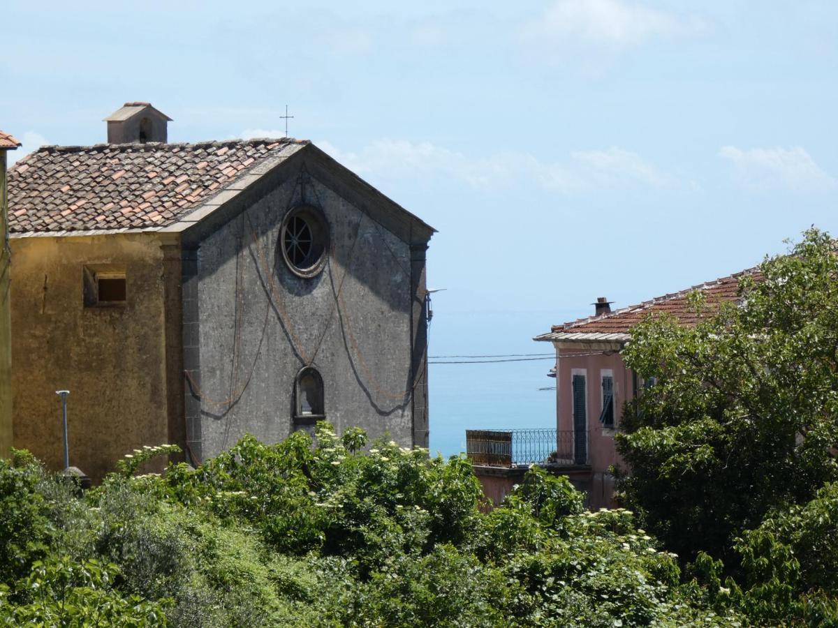 Sant'Anna Hostel La Spezia Bagian luar foto