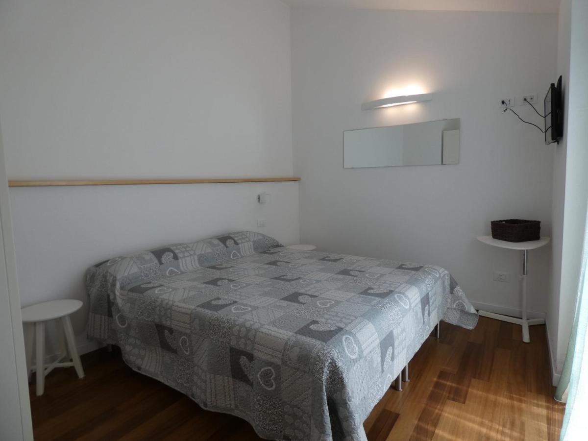 Sant'Anna Hostel La Spezia Bagian luar foto